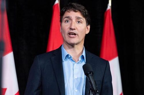 Canada tăng thuế với xe điện và nhôm thép Trung Quốc từ 1/10