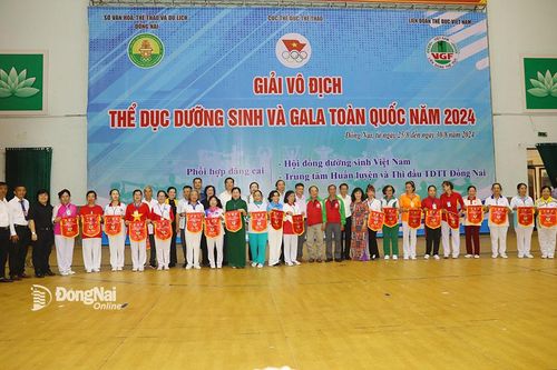 Gần 900 vận động viên dự Giải vô địch thể dục dưỡng sinh và Gala toàn quốc 2024