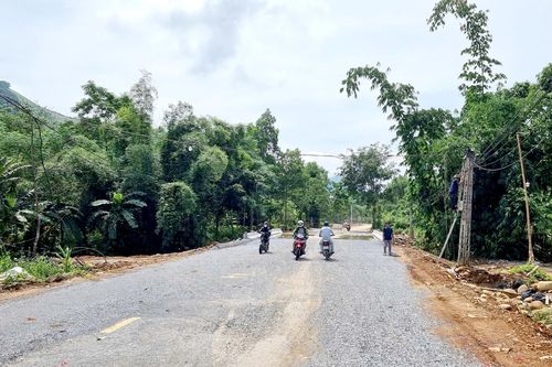 Từng bước xây dựng Yên Lập phát triển toàn diện, bền vững