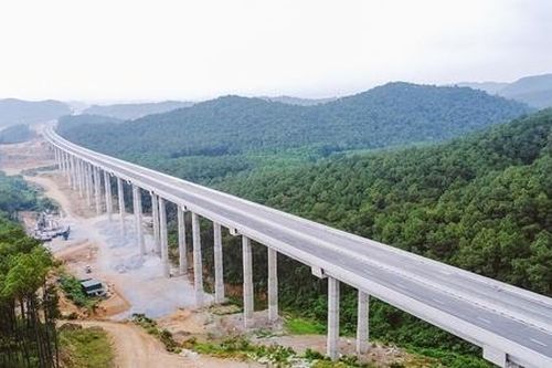 Đề xuất mở rộng lĩnh vực đầu tư PPP sang tài chính, văn hóa, thể thao