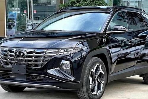 Hyundai Tucson giảm giá hơn 30 triệu đồng tại đại lý