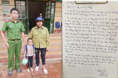 Công an xã giúp cháu bé người Mông đi lạc tìm được người thân