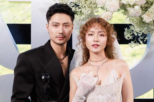 Khả Ngân - Thanh Sơn tình tứ đi xem show thời trang của NTK Chung Thanh Phong