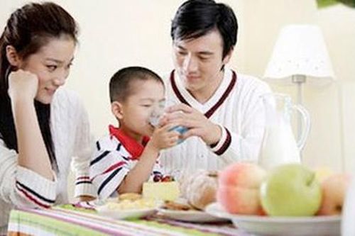 5 điều cha mẹ không nên chiều theo ý thích của trẻ bởi như thế không khác nào làm hại con