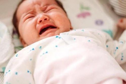 Dấu hiệu phát hiện sớm lồng ruột ở trẻ