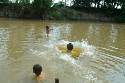 Rủ nhau đi tắm đầm, 2 nam sinh gặp nạn trước ngày khai giảng