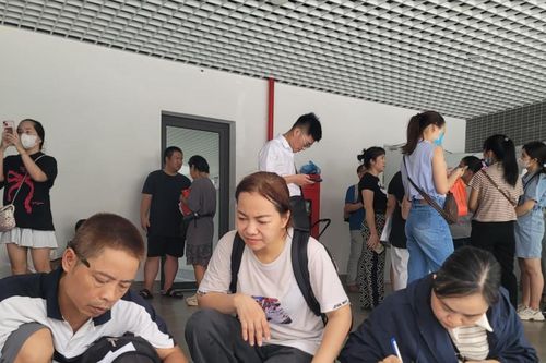 Từ vụ phụ huynh vây Trường Tiểu học Tây Mỗ 3: Cần minh bạch trong tuyển sinh