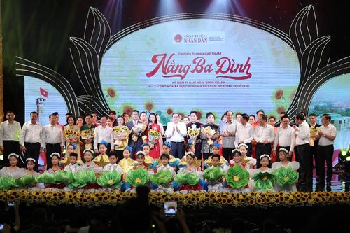 'Nắng Ba Đình' - Những bài ca đi cùng năm tháng