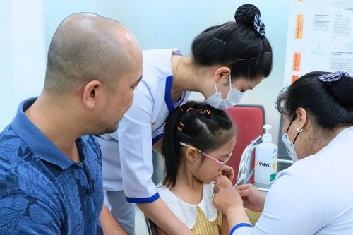 Vaccine phòng 23 chủng vi khuẩn phế cầu lần đầu tiên có mặt tại Việt Nam