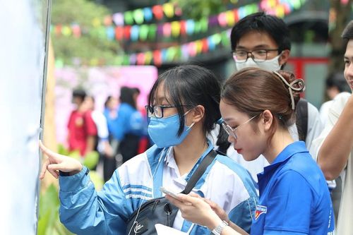 Thí sinh được kéo dài thời gian xác nhận nhập học trực tuyến đến 31/8