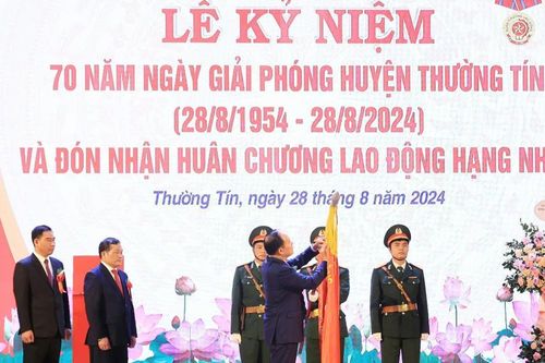 Huyện Thường Tín kỷ niệm 70 năm ngày giải phóng,đón Huân chương Lao động hạng Nhất