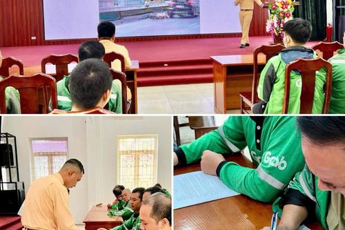 CSGT Thủ đô mời tài xế xe ôm tham dự tuyên truyền, phổ biến pháp luật