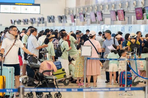 Sân bay Nội bài đón 338.000 lượt khách và 2.100 chuyến bay dịp nghỉ lễ 2/9