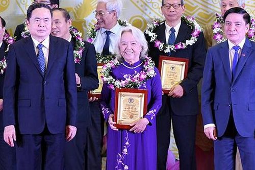 Khát vọng sáng tạo, đưa nền khoa học nước nhà hội nhập với thế giới