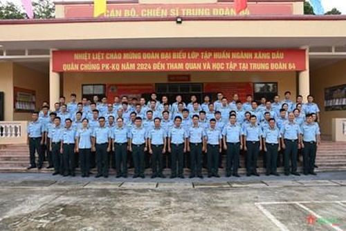 Quân chủng Phòng không-Không quân bế mạc tập huấn ngành xăng dầu