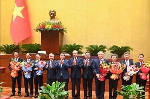 Công bố các nghị quyết của Quốc hội, Ủy ban Thường vụ Quốc hội về công tác nhân sự