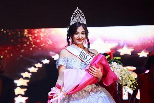 Nhan sắc rực rỡ của Hoa hậu Quốc tế Li Băng vừa đột ngột qua đời ở tuổi 31