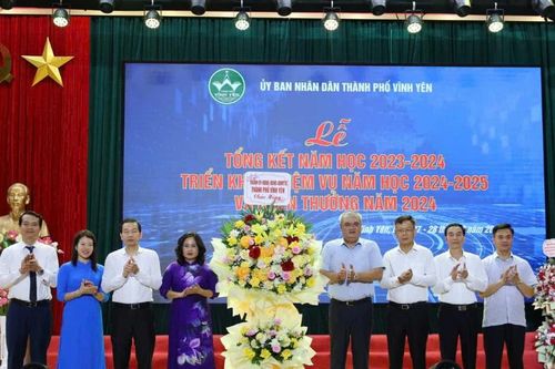 Vĩnh Phúc: Giáo dục Vĩnh Yên là niềm tự hào của người dân thành phố