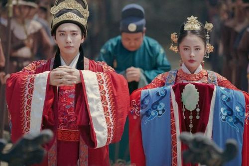 Chưa ra rạp, 'Cám' đã gây tranh luận trái chiều về trang phục