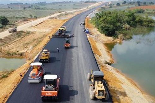 'Rót' hàng trăm tỷ làm dự án hạ tầng ở Bình Thuận