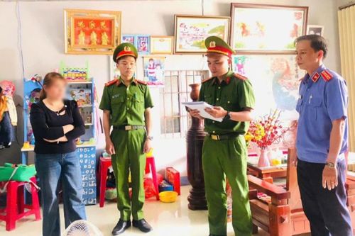 Người phụ nữ chiếm đoạt tài sản góp vốn mua đất chung