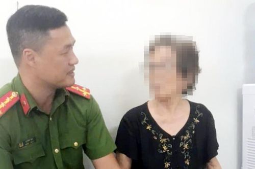 Ngăn chặn vụ lừa đảo từ biểu hiện lạ của cụ bà 82 tuổi tại ngân hàng