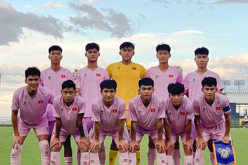 HAGL cùng CLB TP HCM tranh 'ngôi vương'; U20 Việt Nam thua đội hạng ba Nhật Bản