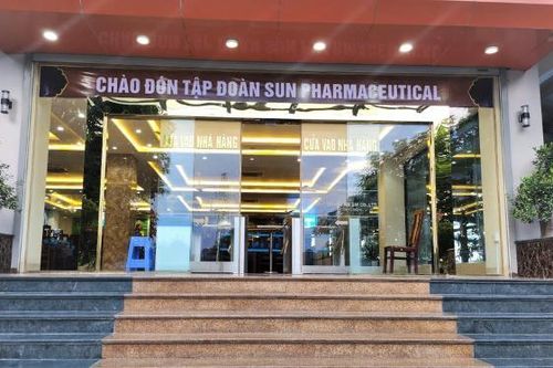 Tiếp đón đoàn 4.500 khách Ấn Độ: Nhà hàng Ninh Bình dùng 90% nguyên liệu nhập khẩu Ấn