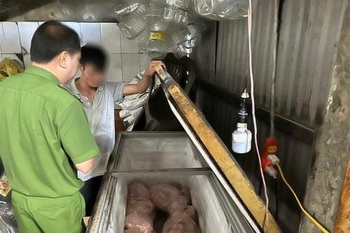 Quảng Ninh: Phát hiện cơ sở sản xuất mỡ lợn không bảo đảm vệ sinh