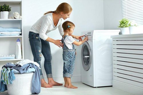 Giá máy giặt Aqua cuối tháng 8: Giảm tới 42%, nhiều ưu đãi