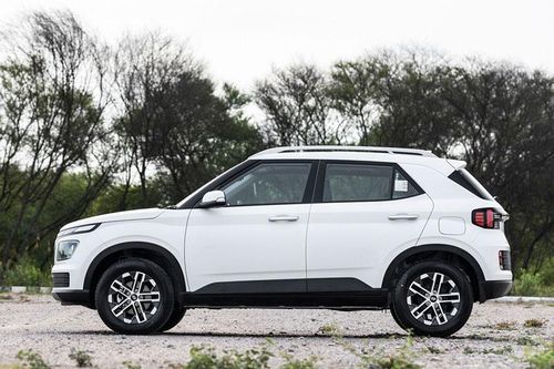 Cận cảnh SUV cỡ nhỏ Hyundai Venue 2024, giá chưa đến 300 triệu