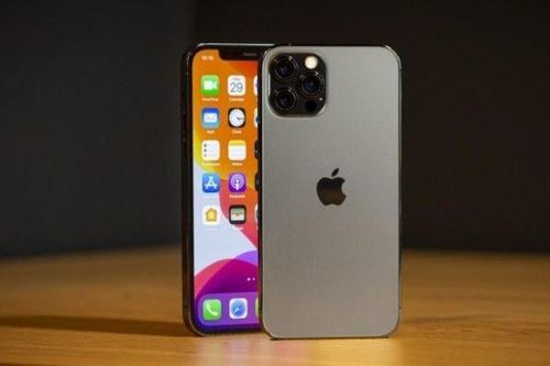 Đây là cây thiết bảng huyền thoại của Apple, gọn hơn iPhone 12 Pro Max, rẻ như bèo tháng 8