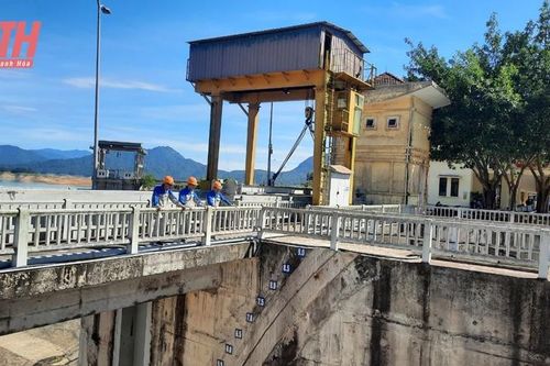 Phát huy hiệu quả công trình thủy lợi Cửa Đạt phục vụ sản xuất và dân sinh mùa mưa, bão