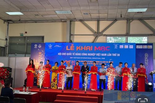 Khai mạc Hội chợ quốc tế hàng công nghiệp Việt Nam 2024