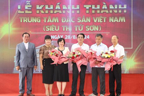 Khánh thành Trung tâm Đặc sản Việt Nam- Du lịch- Nông nghiệp (Siêu thị Tứ Sơn)