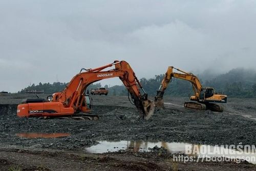 Nước rút hoàn thành giai đoạn 1 dự án: Khu trung chuyển hàng hóa