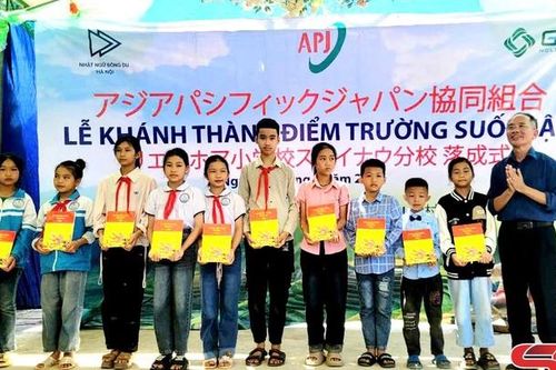 Khánh thành nhà lớp học tại điểm trường Suối Nậu