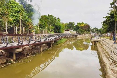 Tháo gỡ mặt bằng, điều chỉnh dự án