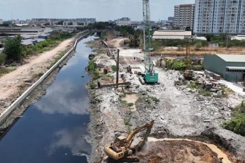 TP. Hồ Chí Minh: Nhiều công trình thi đua chào mừng 50 năm ngày thống nhất đất nước
