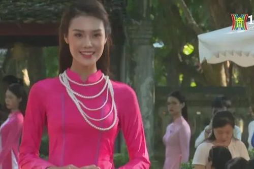 Áo dài được tôn vinh trong không gian Hoàng thành Thăng long