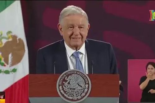 Mexico đóng băng quan hệ với Đại sứ quán Mỹ và Canada