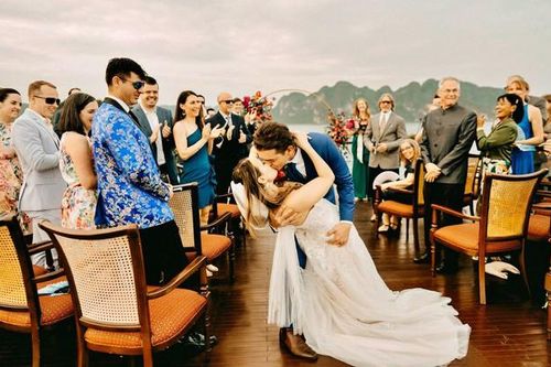 Du lịch Việt Nam tăng độ 'hot', hút khách tìm kiếm ưu đãi mùa thu 2024