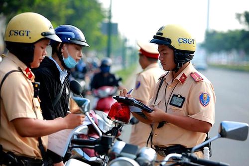 Đề xuất tài xế sau khi chữa bệnh phải chủ động khám lại sức khỏe