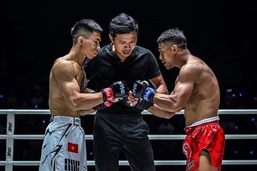 Phạm Văn Nam: Tài xế xe ôm trở thành võ sĩ bất bại, gây sốt mạng xã hội