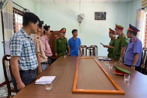 Đem bán 5 tivi của trung tâm nuôi dưỡng người có công, cán bộ bị bắt