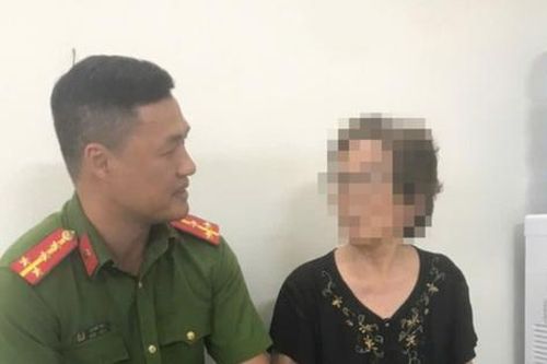 Nhân viên ngân hàng cùng công an ngăn chặn vụ lừa đảo bà cụ 82 tuổi