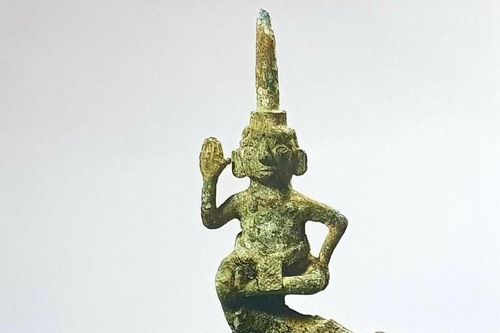 'Tạo sáng' Đông Sơn (kỳ 6): Khi thần đèn 'ngự' trên đôi rồng