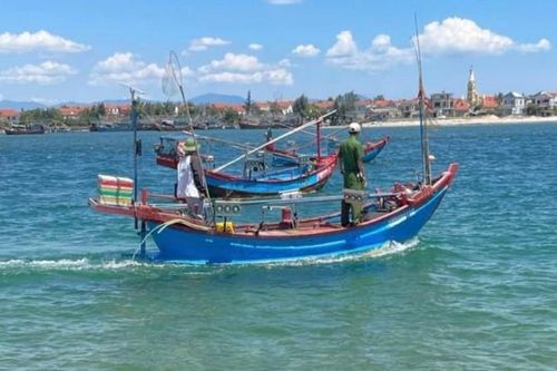 Quảng Bình: Một học sinh mất tích khi tắm biển