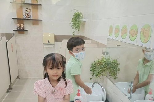 Trường học tại TPHCM triển khai biện pháp phòng dịch sởi