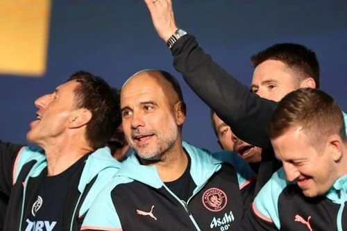Guardiola chi gần 1 triệu bảng thưởng đội ngũ nhân viên Man.City